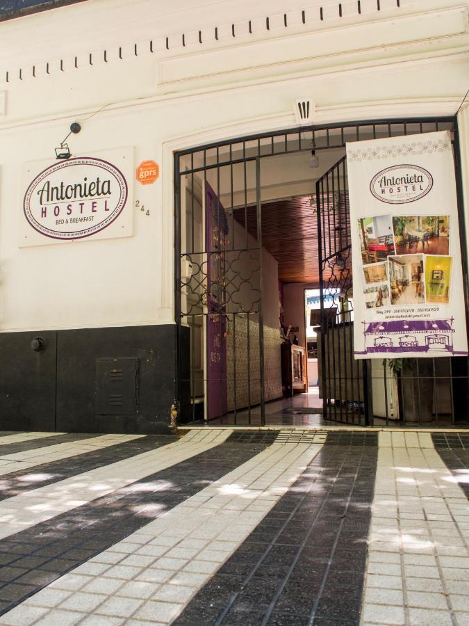Antonieta Hostel 산라파엘 외부 사진