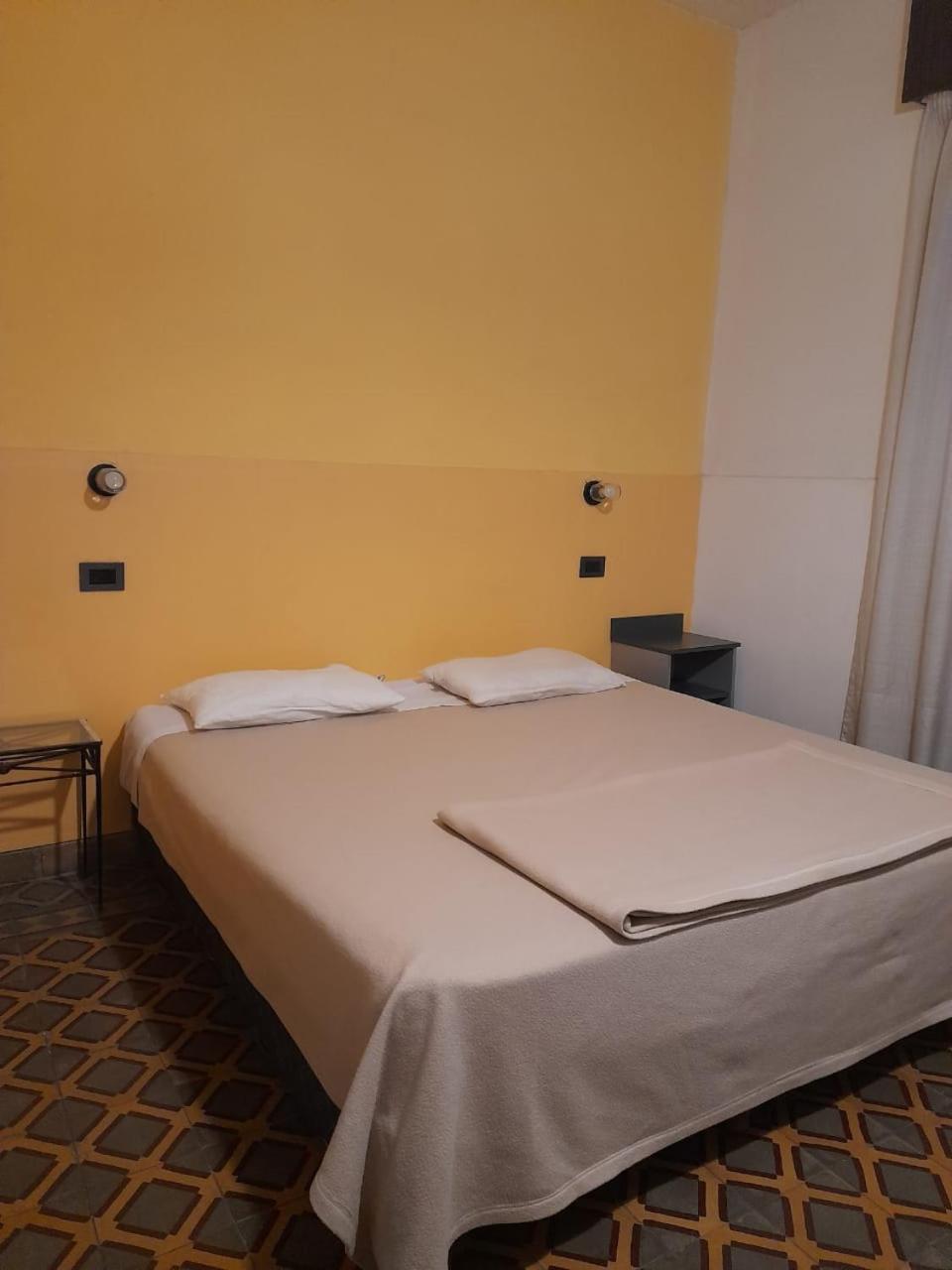Antonieta Hostel 산라파엘 외부 사진